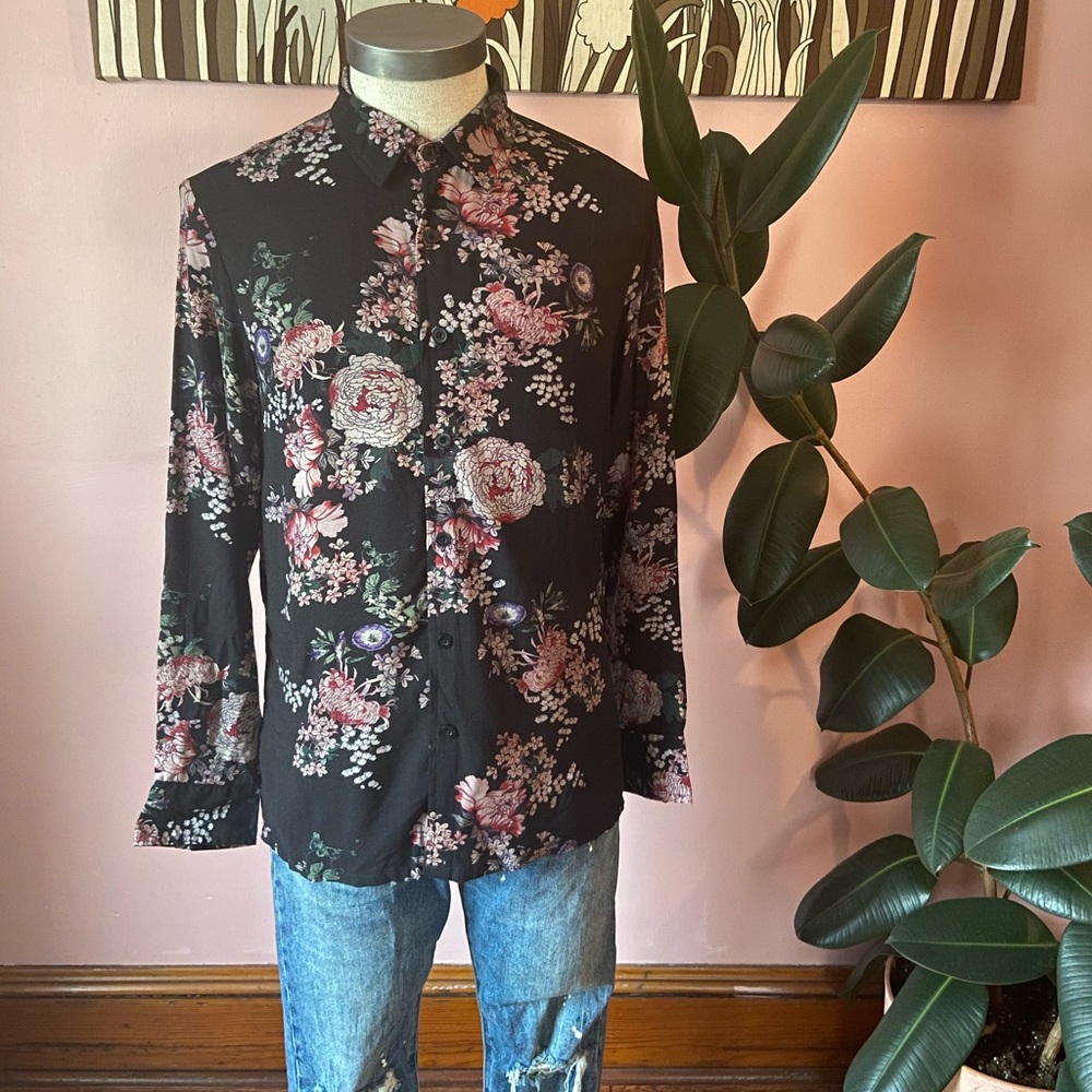 Floral  Print Button Up